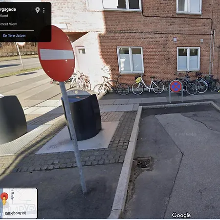 With Parking Possibility, Netflix & Near Attractions Апартаменты *